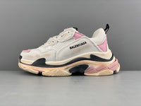 Balenci TripleS Sneaker
